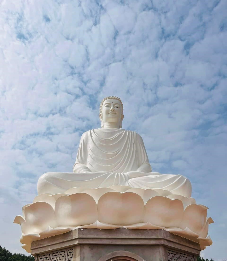 tuong_phat_cong_vien_thien_duong_1